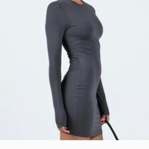 Elegant Gray Long Sleeve Dress